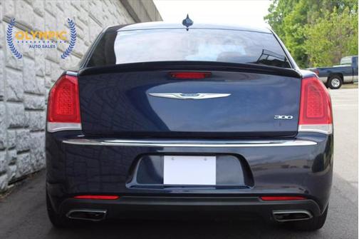 2017 Chrysler 300 Limited