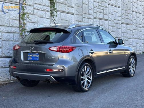 2016 INFINITI QX50 Base