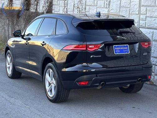 2018 Jaguar F-PACE 25t Premium