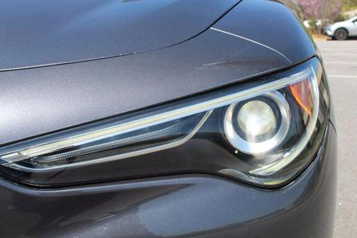 2018 Alfa Romeo Stelvio Sport