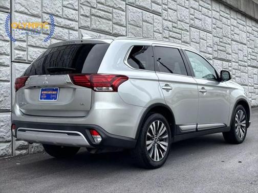 2020 Mitsubishi Outlander SP