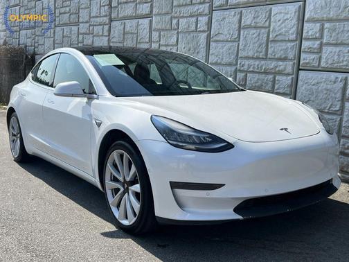 Pearl White Multi-Coat 2020 Tesla Model 3 Standard Range
