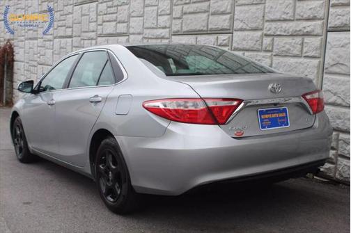 2016 Toyota Camry XSE
