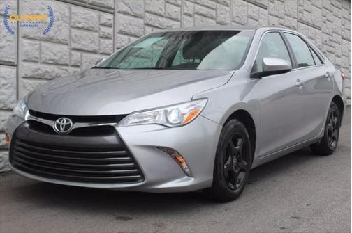 2016 Toyota Camry XSE