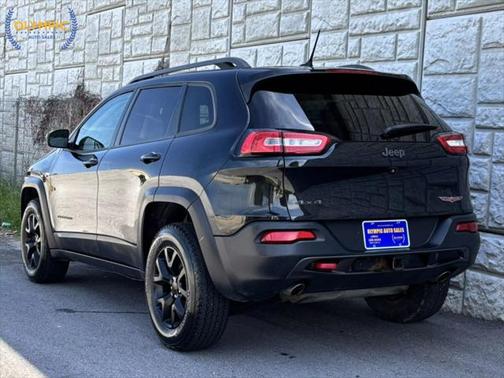 2015 Jeep Cherokee Sport