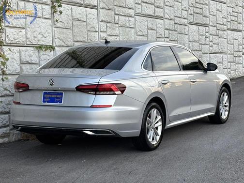 2020 Volkswagen Passat 2.0T SE
