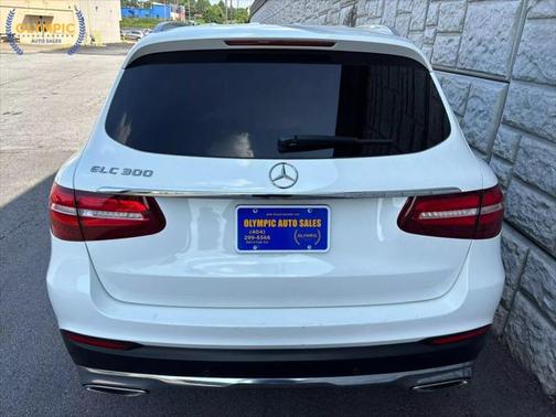 2018 Mercedes-Benz GLC 300 Base