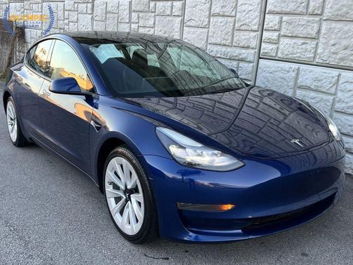 2023 Tesla Model 3 Standard Range