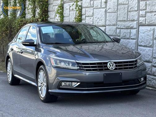 2016 Volkswagen Passat 1.8T SE