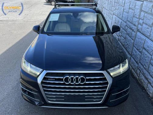 Black 2018 Audi Q7 2.0T Premium Plus