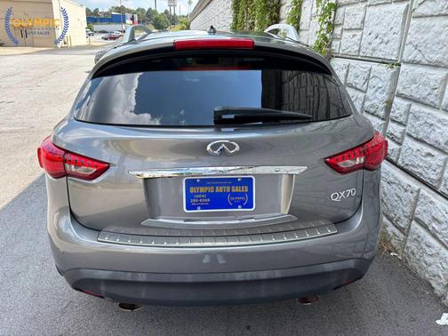 2015 INFINITI QX70 Base