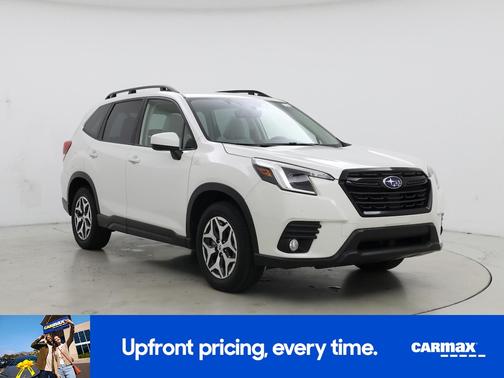 White 2023 Subaru Forester Premium