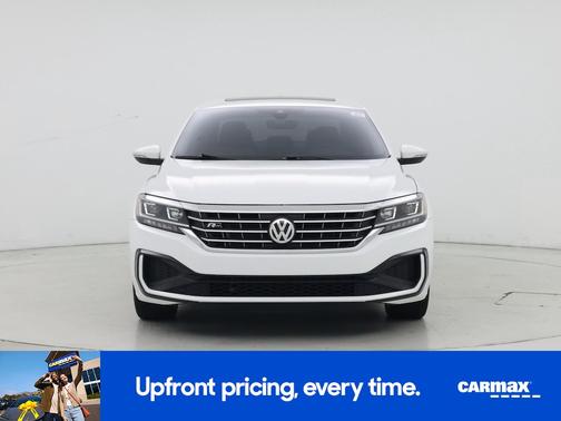 2020 Volkswagen Passat R-Line