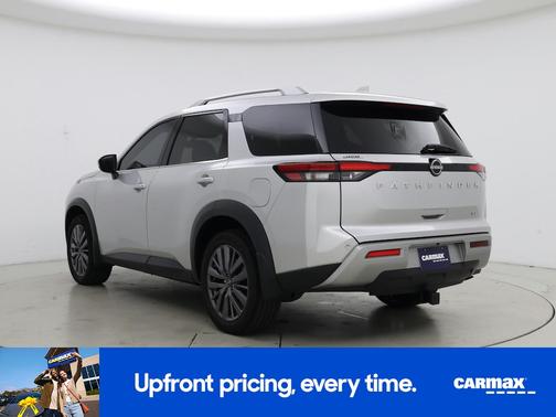 Silver 2022 Nissan Pathfinder SL