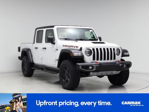 White 2023 Jeep Gladiator Mojave