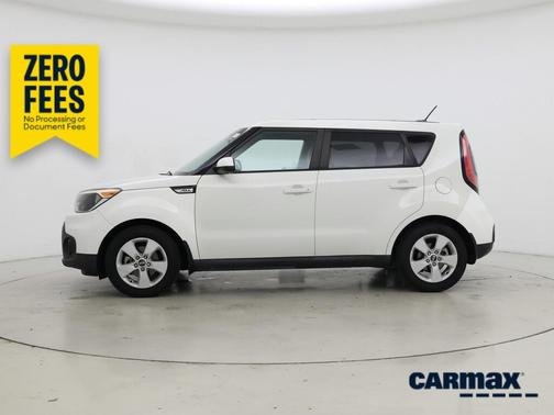 White 2018 Kia Soul