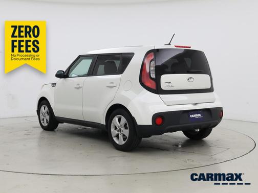 White 2018 Kia Soul