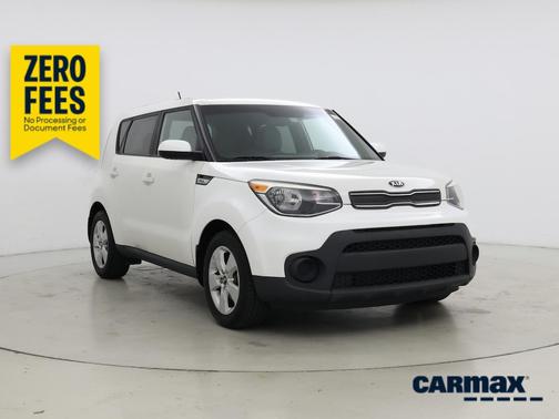 White 2018 Kia Soul
