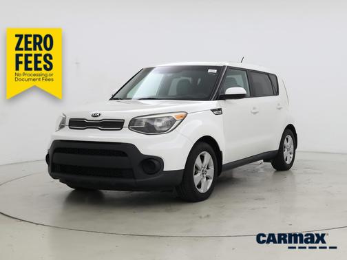 White 2018 Kia Soul