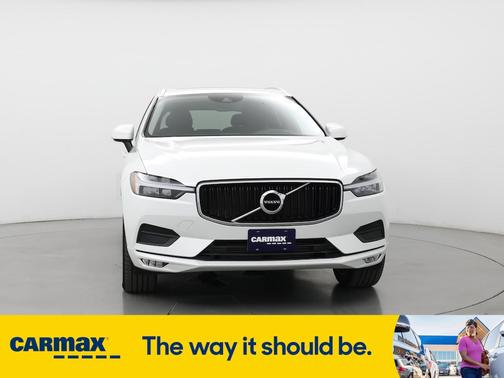 2021 Volvo XC60 T5 Momentum