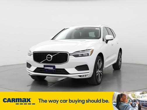 2021 Volvo XC60 T5 Momentum