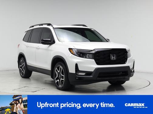 White 2023 Honda Passport Elite