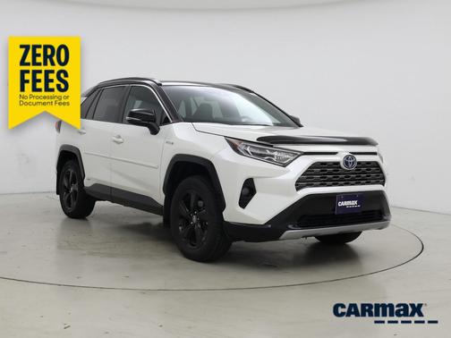 White 2019 Toyota RAV4 Hybrid XSE