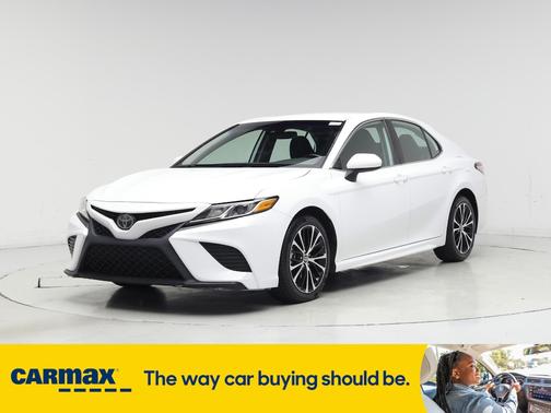 2019 Toyota Camry SE
