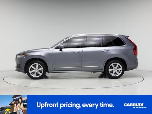 2020 Volvo XC90 T6 Momentum