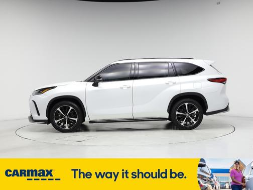 2022 Toyota Highlander XSE