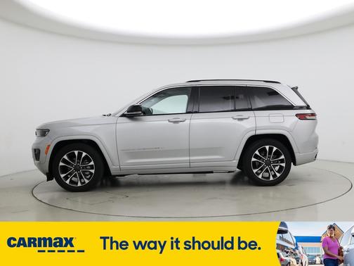 2022 Jeep Grand Cherokee Overland
