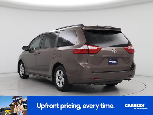 2018 Toyota Sienna LE