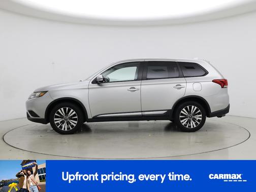 Silver 2019 Mitsubishi Outlander SE