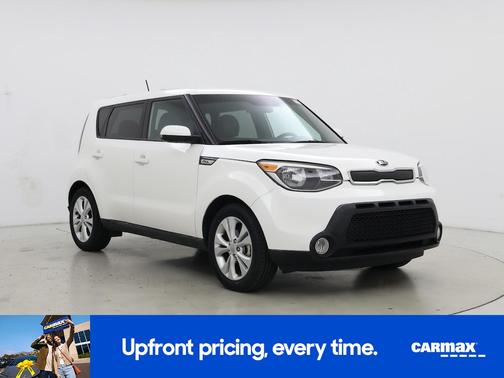 White 2016 Kia Soul +