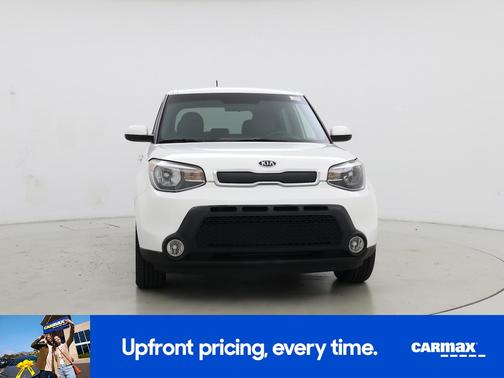 White 2016 Kia Soul +