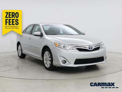 Silver 2014 Toyota Camry Hybrid XLE