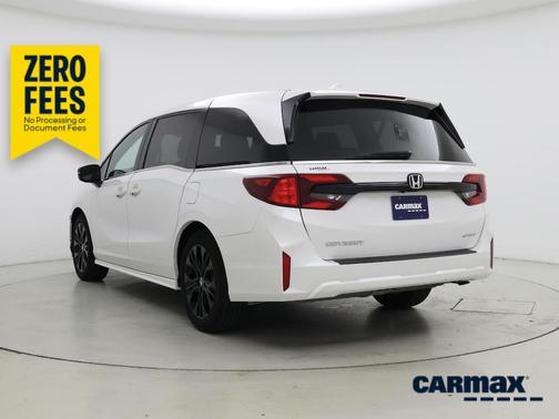 White 2025 Honda Odyssey Sport-L