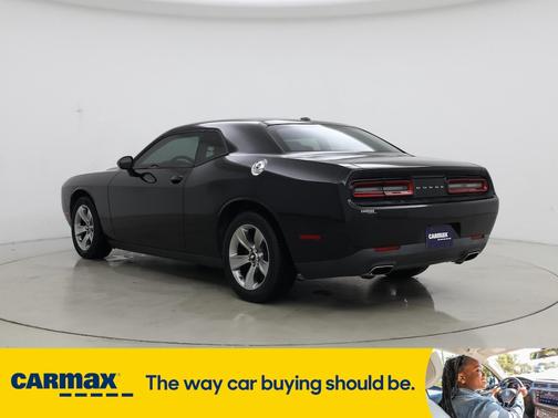 2015 Dodge Challenger SXT