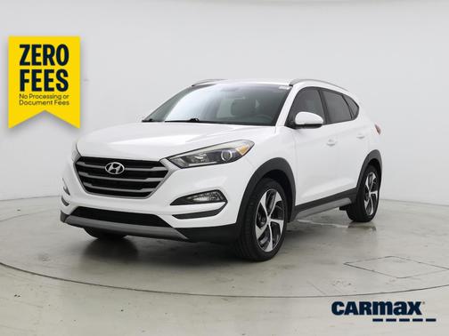 White 2018 Hyundai TUCSON Sport