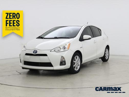 Pearl 2014 Toyota Prius c Three