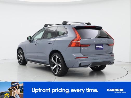 2022 Volvo XC60 B5 R-Design