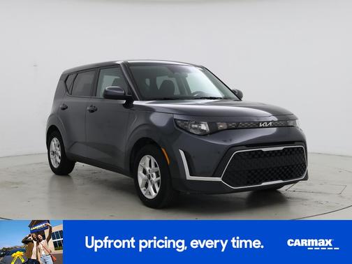 Gray 2025 Kia Soul LX