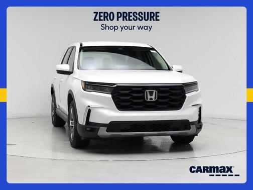 White 2024 Honda Pilot EX-L