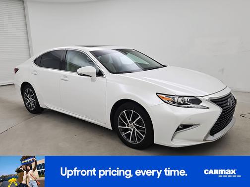 White 2018 Lexus ES 350