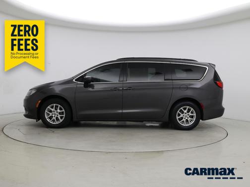 Gray 2021 Chrysler Voyager LXI
