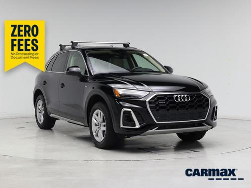 Black 2024 Audi Q5 S-Line Premium