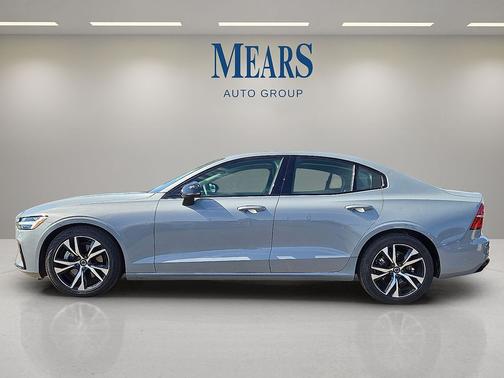 2025 Volvo S60