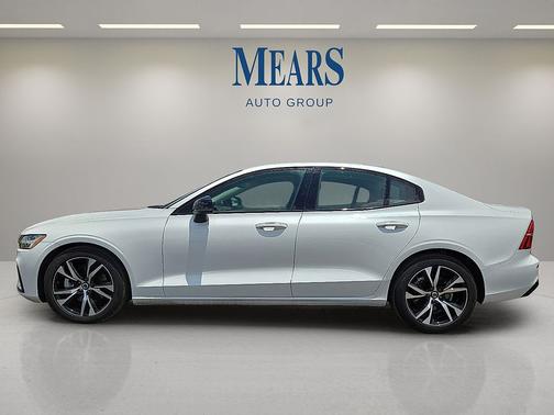 2025 Volvo S60