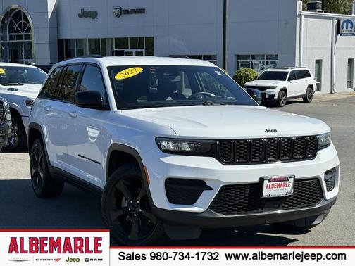 2022 Jeep Grand Cherokee Altitude