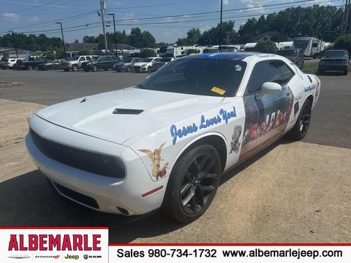 2019 Dodge Challenger SXT